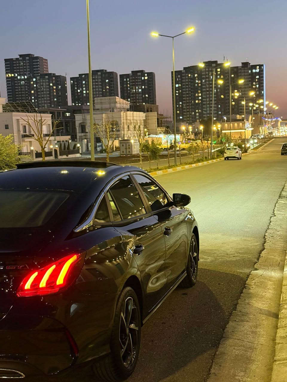 MG  gt  2024 
مواسةفات  خةليجي  
١٠  هةزار  روشتوة 
كلين  هةمووشتي  بةشةرت  
*********** أربيل, العراق
