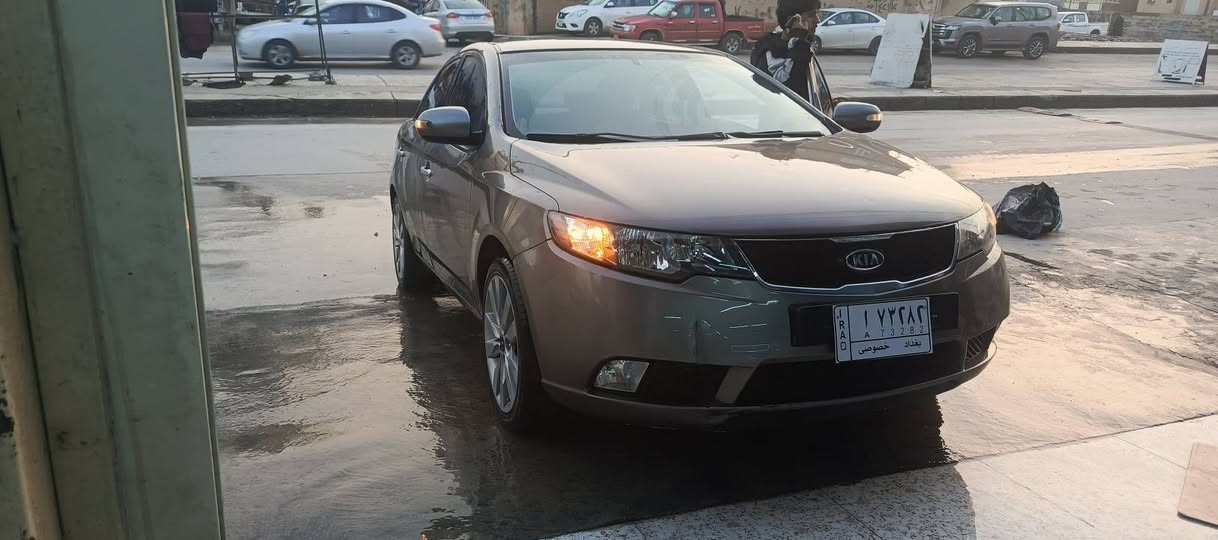 کیا سیڕاتۆ مۆدیڵ 2010 فۆلە بە س سڵایت نیە بە سمە یە شخالە پیش ۆ پشتی کە پسە کامل مە سڕە ف کڕاۆە 52محە لە  بڕاۆی دۆبە یە ***********

کیاک رانية, السليمانية
