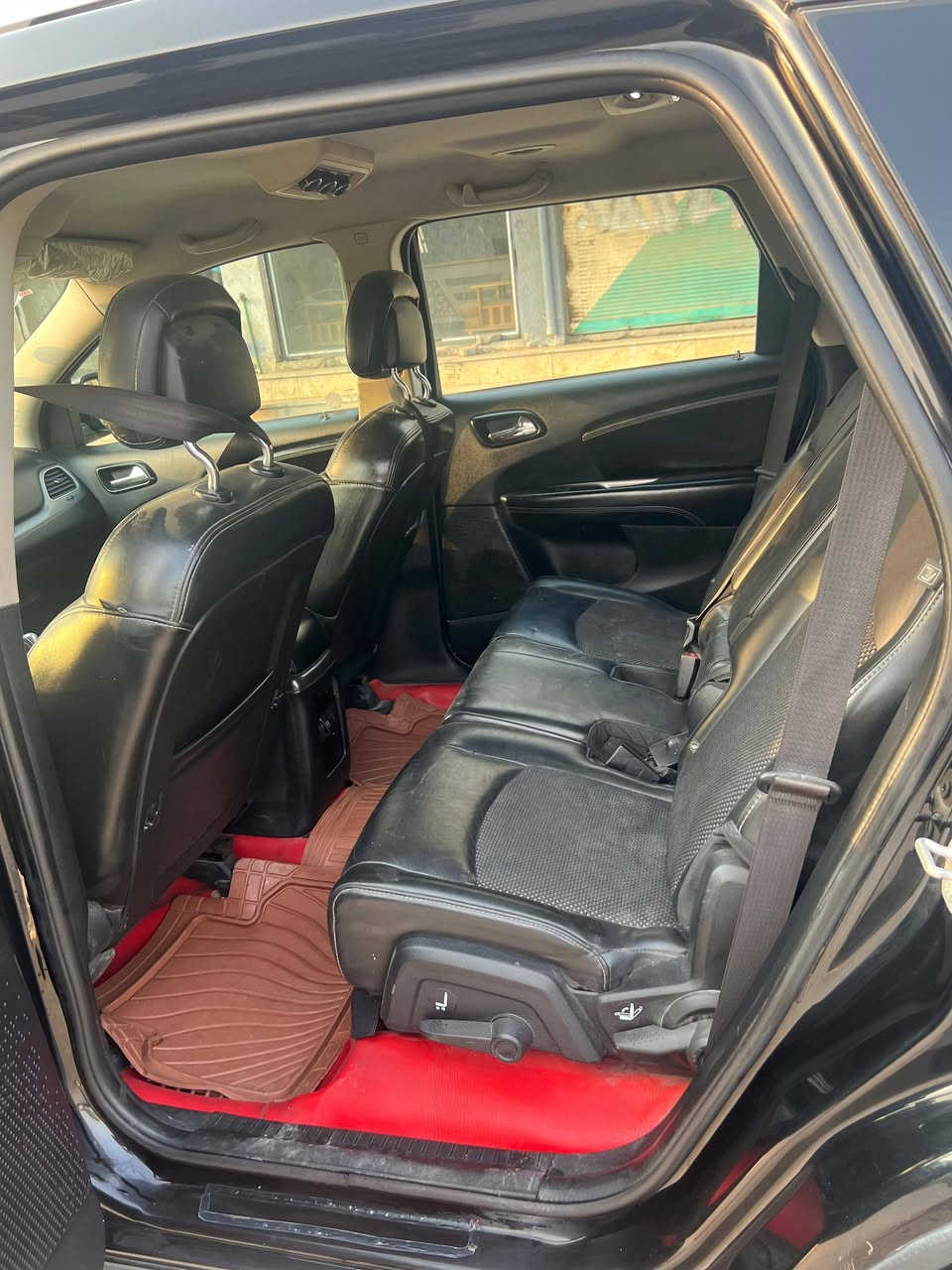 جورني ٢٠١٧ رقم سليمانيه  انكليزي مكينه ٣٦٠٠ قبل اسبوع مبدل مكينه حاويه جديده تخم تاير حداديه كامله السياره جاملغ او بنيد حادث امريكا السعر ١٤٥ او بيه مجال بصيط 
عنوان نجف 
 ***********
