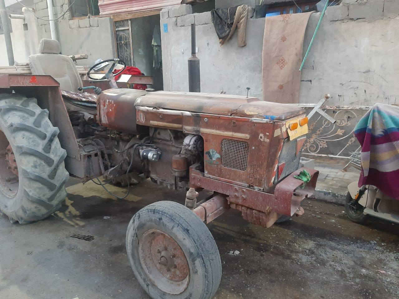 عنتر 71مديل1990رقم بصره بدون تحويل محرك وبم تجفيت جديد تايرات كلى جديد باور عنوان البصرة دور اشرطه  ***********
