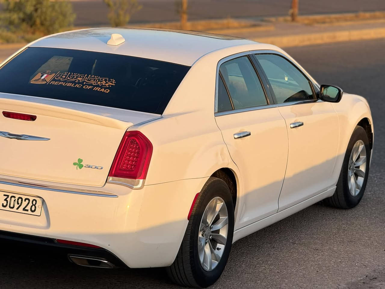 للبيع كرايسلر 300C موديل 2018
مرمزة 2022
لون أبيض لؤلؤي
داخلية مرتبة ونظيفة جداً
شاشة وسطية، تحكم بالدركسون،
مكيف ثلج
سيارة استخدام شخصي ومحافظ عليه
سياره بسمي
مراوس عادي
للاستفسار
***********
