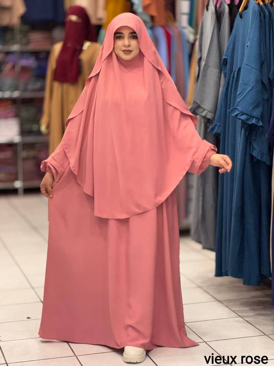 عباية مع خيمار ديالها بثمن مناسب توصيل مجاني


**إذا كنت صاحب هذا الإعلان وتريد حذفه لأي سبب، رجاءا أرسل رسالة إلى الدعم الفني**