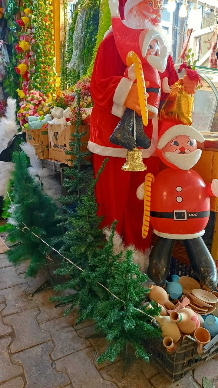 #2026
اهلا وسهلا بكم 🧑‍🎄🎀🎈
في معرض تحفيات و هدايا 🎂🎆البـــــــــــحـــرانـــــي🧑‍🎄
نعلن وصول كافة مستلزمات 🎈🪅🧨🎁اعياد رأس السنة🧑‍🎄 
 كرسمس 🎁🧑‍🎄
اشجار 💐وملابس🧑‍🎄 واكسسوارات 🎊🎇🎆🪅🧨🎁

العنوان / طويريج/ بداية سوق النساء
قرب بسطيات الفلافل
يوجد توصيل لكافة مناطق طويريج ***********
