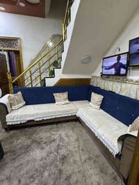 تخم قنفات ١٠ مقاعد مع ديوان ٥ امتار سعرهن كامل ٦٠٠ الف وبي مجال بسيط  ...