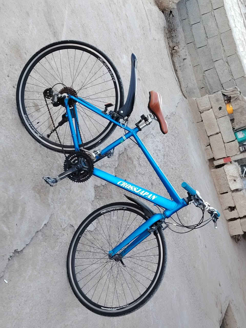 للبيع حجم 28 المنيوم نضيف كلش مثل ماوضح
ديالى جديدة الشط
*********** 
السعر 120 وبي مجال بسيط
