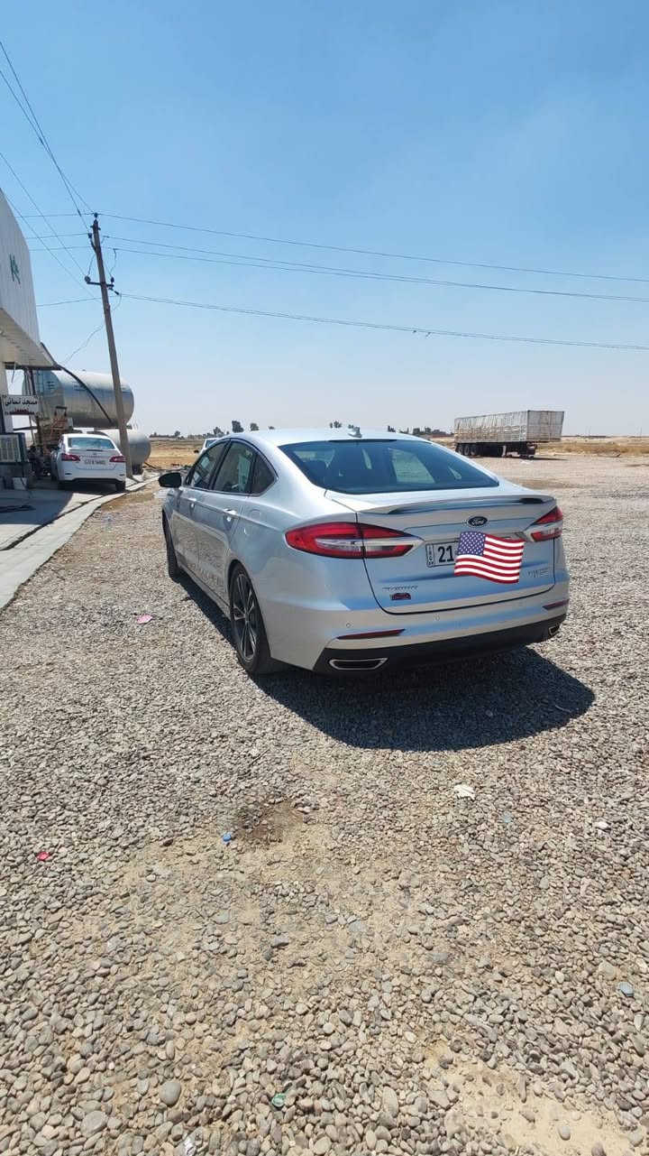 سلام عليكم
فورد فيوجن🇺🇸
موديل2019
تيتانيوم اعلى فئة ⚜️
ثلاثة شاشات
كشنات جلد تدفئة + تبريد❄
تحكمات ستيرن+تدفئة ستيرن
تبريد قطعتين ثلج ❄
ويل 19
ماشية 134.000الف KM
محرك 2000 توربو 
لون رصاصي 
بصمة +تشغيل عن بعد🆘
سيارة بيها تلث قطع 
سعر سيارة126$ مجال بسيط
للاتصال ***********
ابو عبدالله
