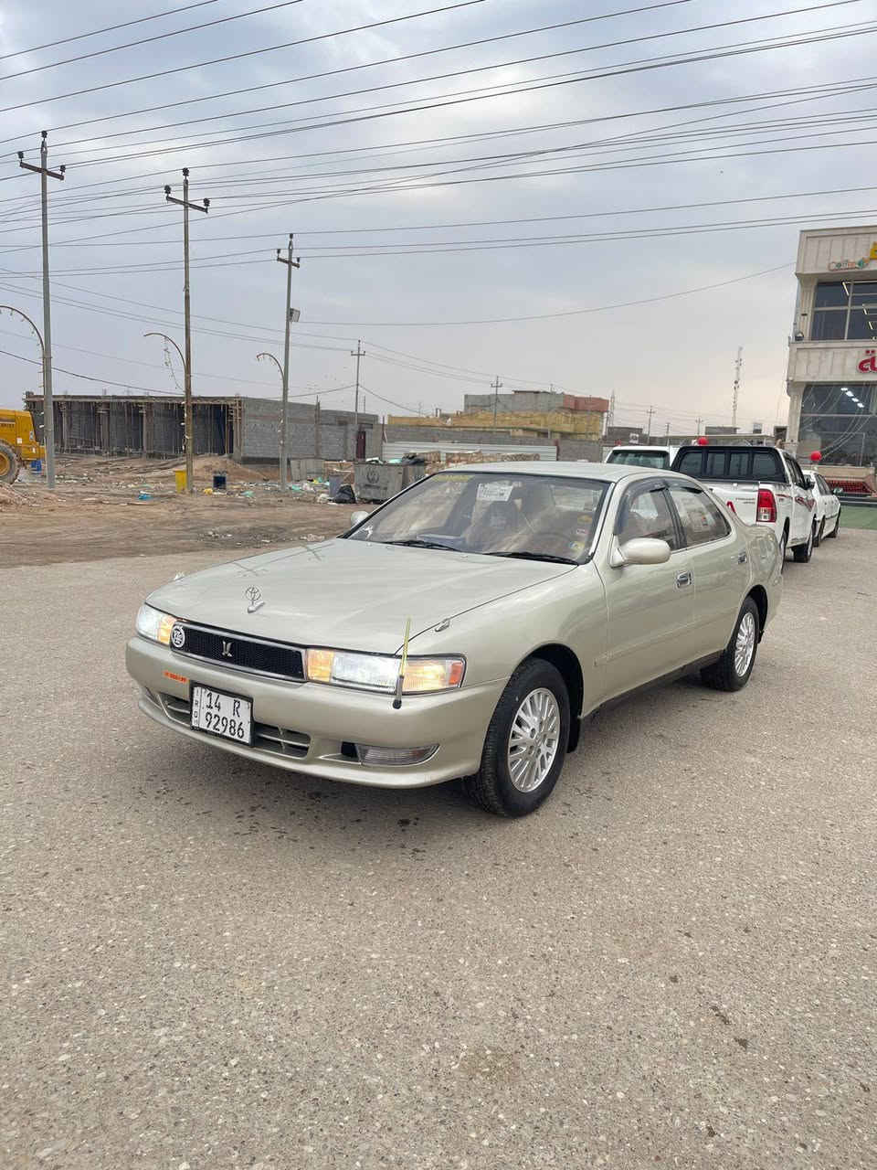 كرسته نفخ الون ذهبي مديل ٩٣ مكفوله من كصه ونقل جثه ضربه و تبديل مكينه واكير ونجي حداديه تخم تاير تبريد ثلج سنتر لوك مرايات شفط توه مسوي حدايه امامي وخلفي كله جديد رقم البصره جديد توه صاعده هزه سياره سنويه مجداده ٢٠٠٣٠ دولي تحويل ثاني يوم سعر ٦٨  مكان سياره بصره الاتصال على هذا الرقم
***********
