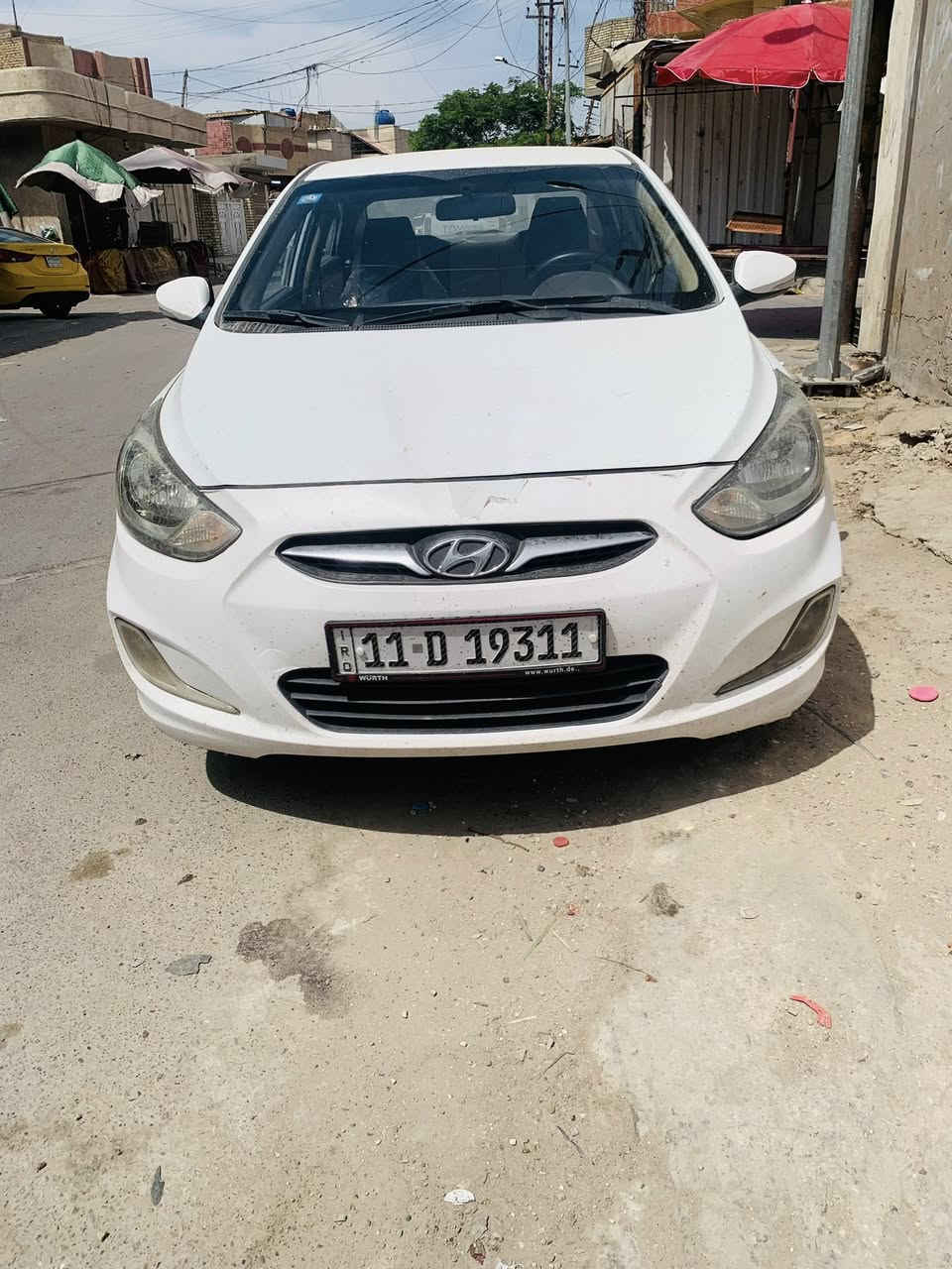 لسلام عليكم اكسنت 2014 مضلع مكينه 1400 سياره نضيفة ومال جناي شاشه كامره دوار اشاير بالمري بيها طخات بارد ورشات بسيطه مكينه كير كفاله سياره باسمي رقمها بغداد 
مكانها بغداد  
*********** السعر 85
