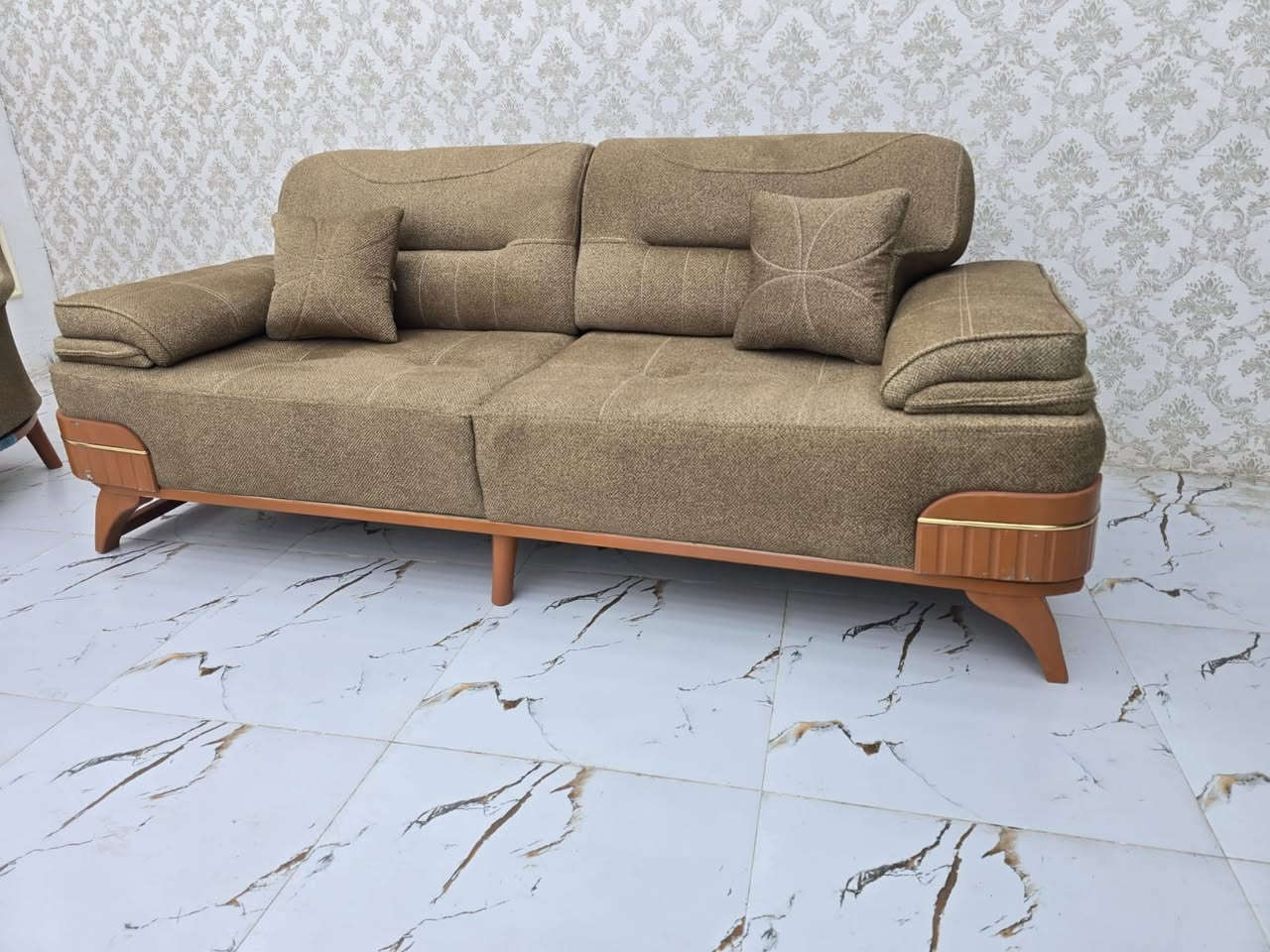 تخم تركي بسعر مليون واصل لحد باب البيت ***********
