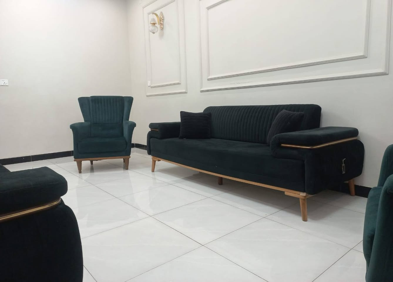 تخم تركي 8 مقاعد مودرن نضام سرير تجوات سلايت سفنج بولسترطبي دير فريم ارجل زان نضيف جدا مبي اي ضرر سعر... 450 بي مجال بسيط


**إذا كنت صاحب هذا الإعلان وتريد حذفه لأي سبب، رجاءا أرسل رسالة إلى الدعم الفني**