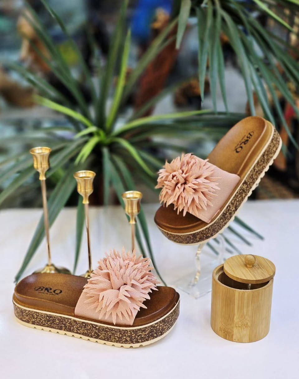 سليبر طبي❤‍🩹
السعر 10 الاف فقط نسبة الف 
37-38-39-40-41
تعال خاص


**إذا كنت صاحب هذا الإعلان وتريد حذفه لأي سبب، رجاءا أرسل رسالة إلى الدعم الفني**