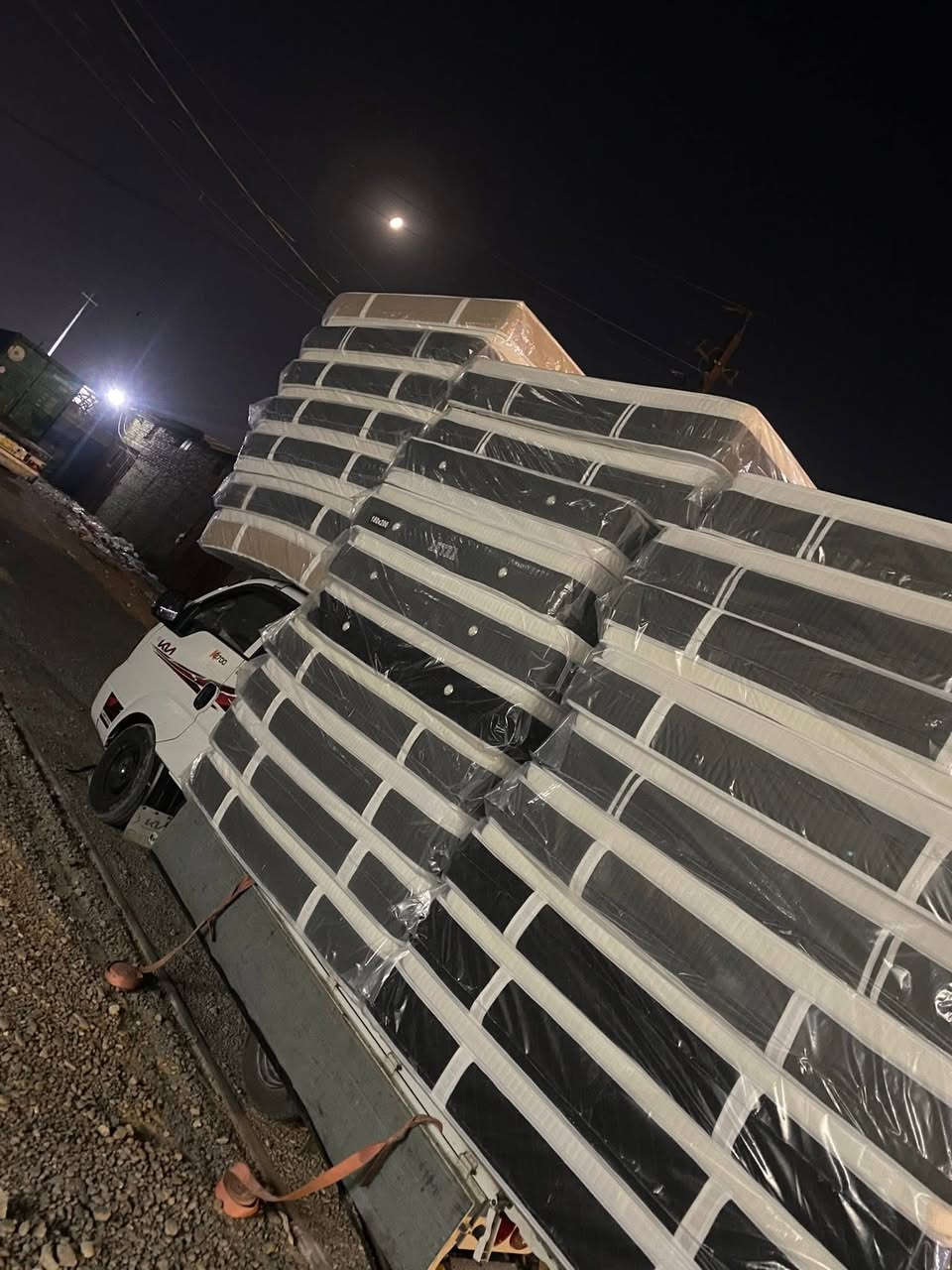 الأنكم تستحقون لافضل ولأجواد 🛏️😴
ولأن ثقتكم امانه في عنقنا 🪬
معمل الجود مستمر ليل نهار لتجهيز طلباتكم ⏱️
(بجمله_والمفرد)وبكافه أنواع لاسفنج وكافه القياسات 📐

جانت من تجهيز طلبات وكلائنا في عموم محافضه بغداد 

للطلب والستفسار الرجاء مراسله الصفحه او لاتصال علا رقم 

متوفر واتساب 
***********
