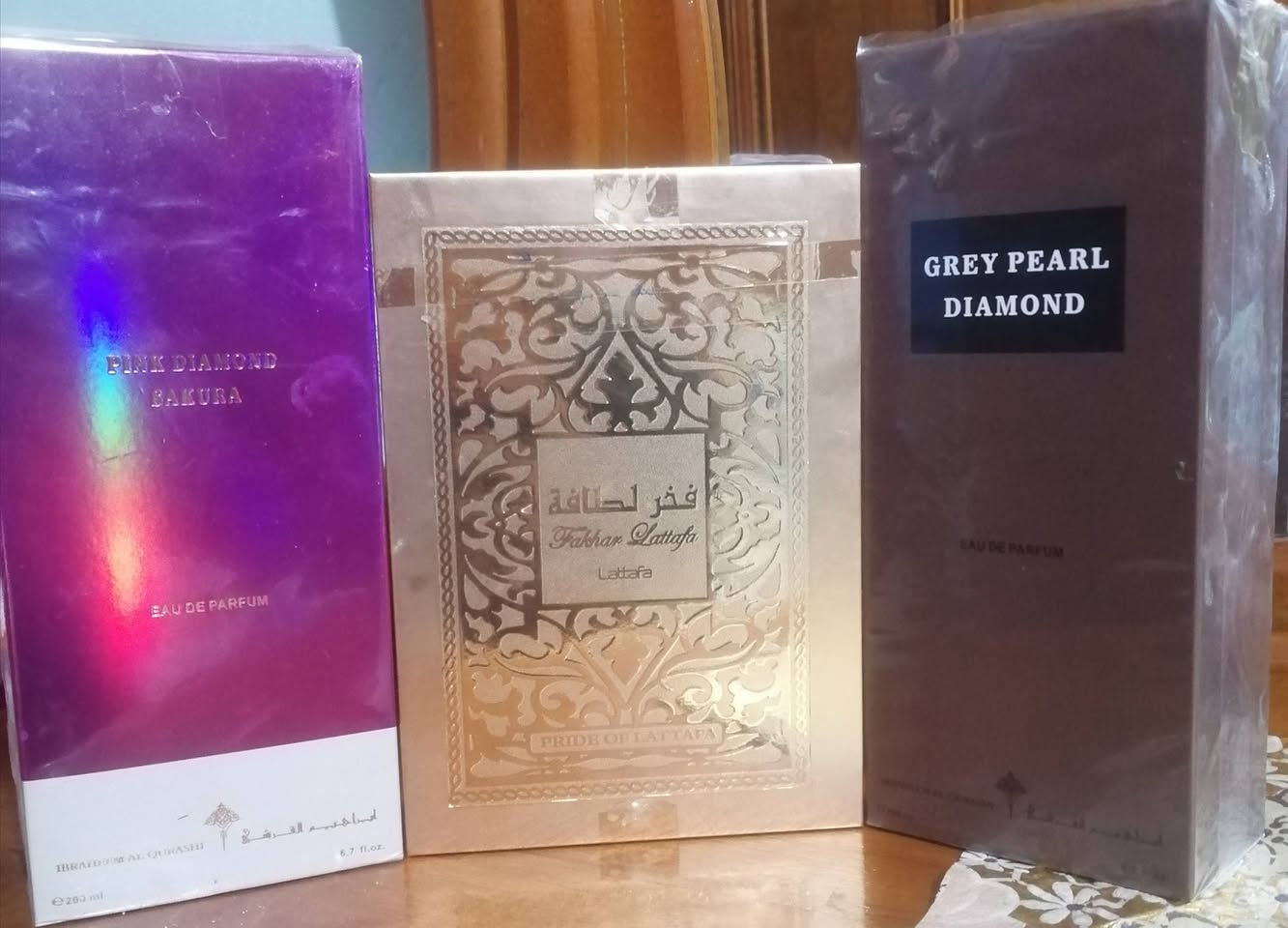 السلام عليكم عطور للبيع مكاني سماوة توصيل غير متوفر فقط سماوة اليحب يجي ويشوفهن ويا ريت اليعرف بيهن يكلي شكد يسون


**إذا كنت صاحب هذا الإعلان وتريد حذفه لأي سبب، رجاءا أرسل رسالة إلى الدعم الفني**