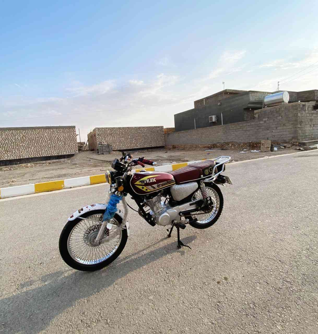 سلام عليكم دراجة للبيع موديل 24. 4 كير نضافه نفس الصور. مكاني القائم. سعره 700.


**إذا كنت صاحب هذا الإعلان وتريد حذفه لأي سبب، رجاءا أرسل رسالة إلى الدعم الفني**