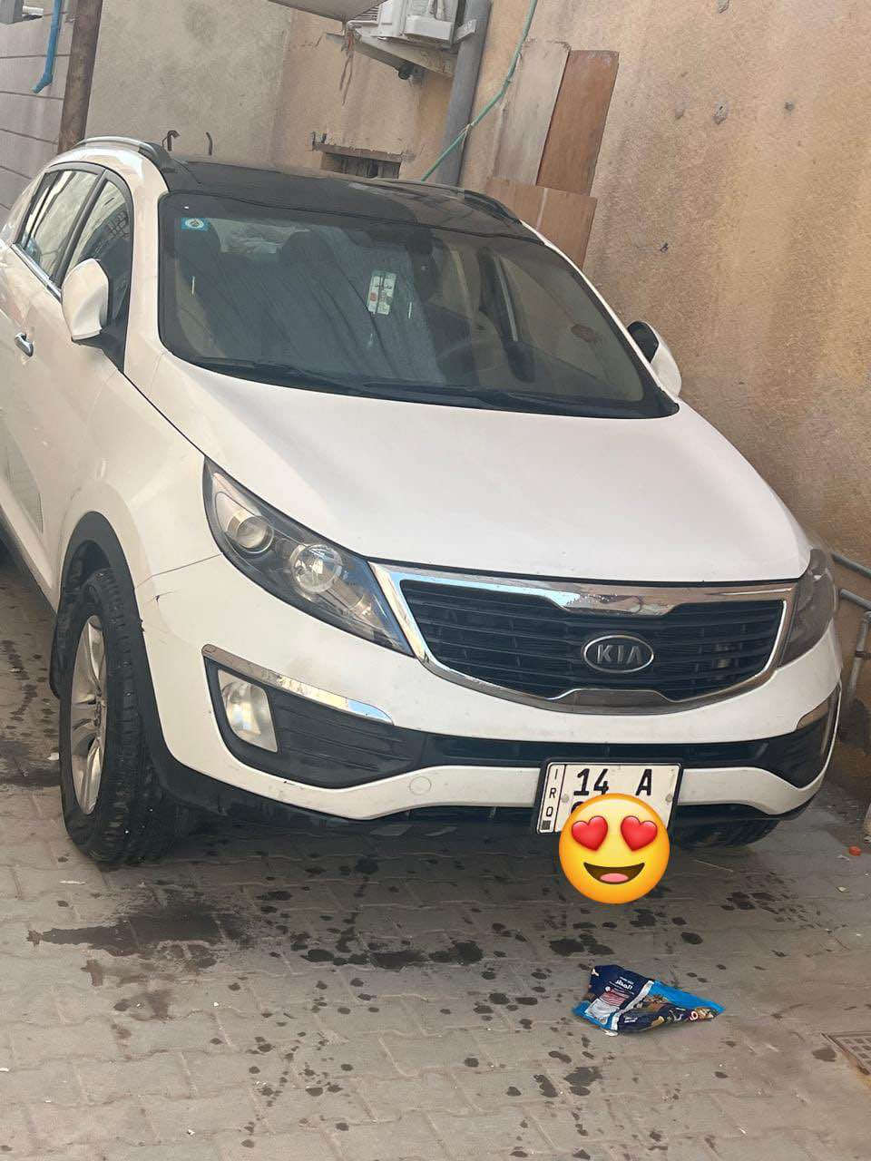 سبورتج 2011 بيهه ربع الباب الخلف العبري صبخ وربع المدكر  الخلفي بنفس الجهه ومحرك مبدل كازكيت شغل مضبوط بنورما اشاير بالمرايا والمرايات شفط منظومة تبريد جديده السعر 125 وبيهه مجال وهاذ الرقم *********** Singapore
