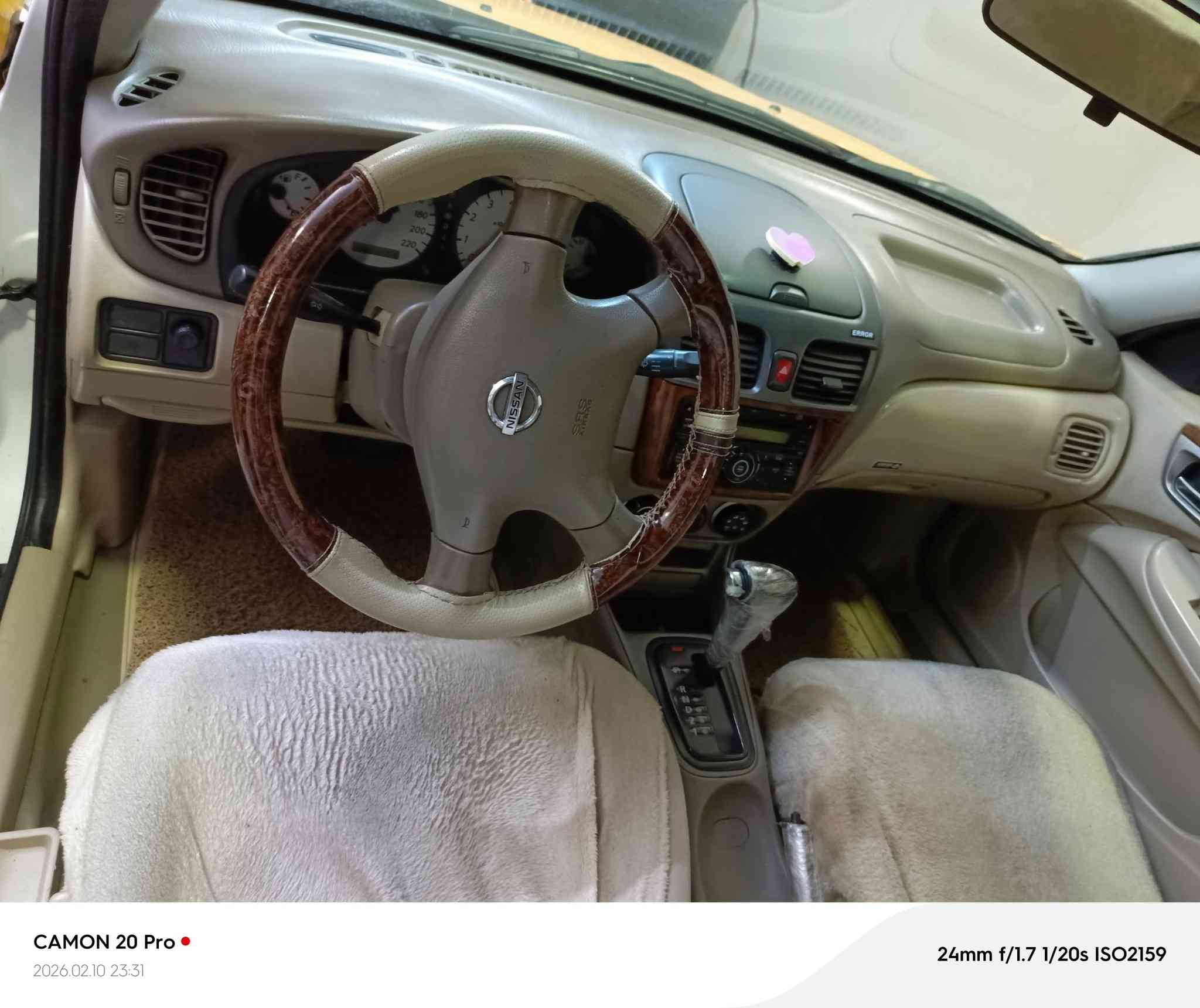 نيسان سنی 2010  سعر115مشروع 
***********
