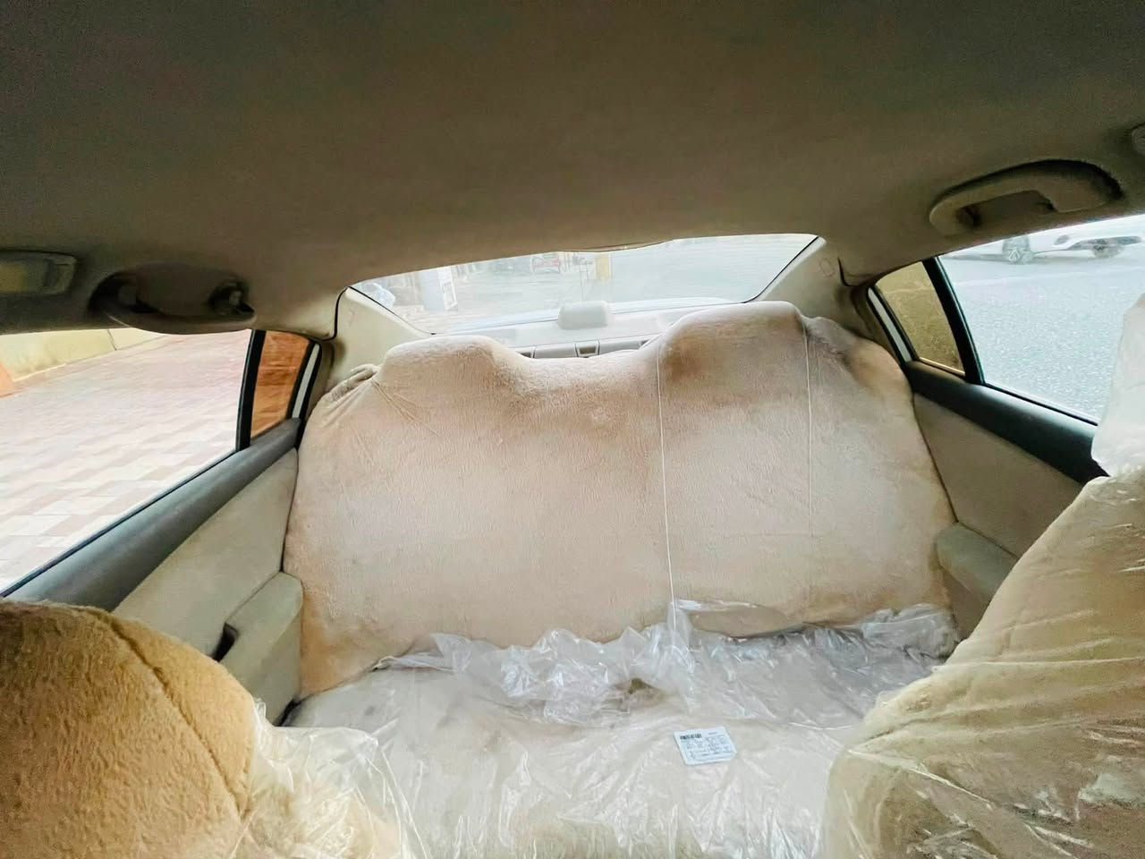 سەرەتا بە ناوی خوا: فرۆشتن-گۆڕین لەسەر دل گرتن 
ALTIMA 2009
سەیارەکە بڕاوەیە علوجە.
ماشەڵای لێبێت تا بڵەی جوانە سەیارەکە مەکینەی لۆکە 
شاشەیە بەسمەیە سەیارەکە بەس ماشەڵای ئەوێت زۆر پاکە تازە مەسرەفی لێکرەوە لۆکە . مەسرەفی تیانیە 
هەرکەس حەزی لێبو :نامە بنێرێت ئەوەش ڕەقەم تەلە فون
***********
