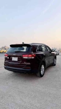 سورنتو ٢٠١٨ وارد امريكي خمري  رقم بابل  ٥ راكب ٤ سلندر ٢٤٠٠ ويل كب تاي...