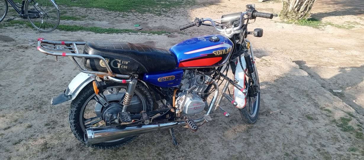 السلام عليكم سيفان موديل 2020شرط كهربائيات كلها شغاله كزوز صراخ سلف شغال الموطور احلا من الصور ويرهم مراوس  ***********
