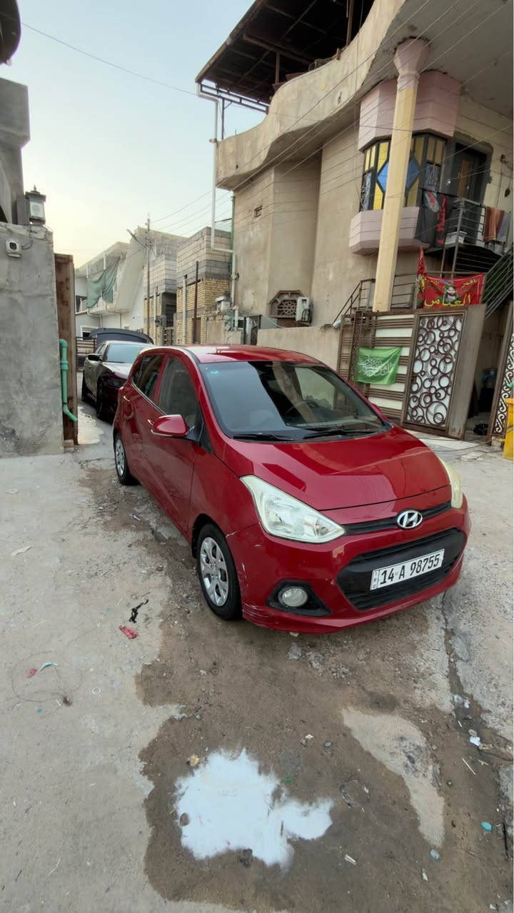 السلام عليكم هونداي i10 خليجي محرك 1200 ماشيه 67 الف كيلو لون احمر دواخل اسود وبيجي شاشه لمس مكانه البصره ابو الخصيب ابو الجوزي السعر 85 ورقه *********** البصرة, العراق
