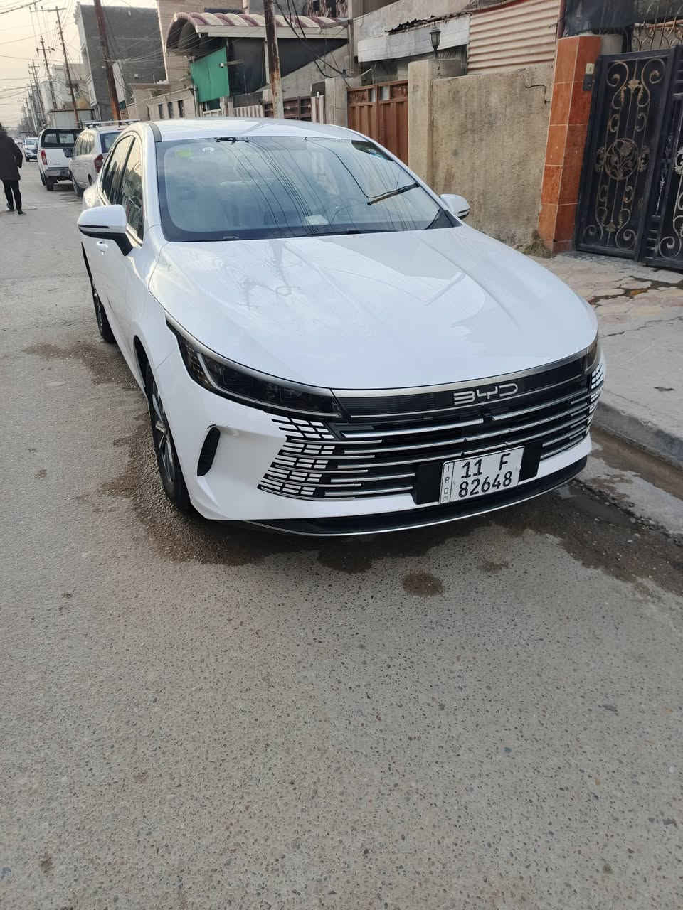 السلام عليكم
من رخصه الادمن 
دستروير BYD
مرقمه كامله باسمي كبل تحويل 
معروفه موصفات الدستروير ما يحتاج نذكر شي 
سياره بوضع الشركه 
ماشيه6000بعده زيرو 
سياره بيهه شخط بالدعاميه وبس وموضح بالصوره 
سياره خير من الله ما ناقصه شي تنصيب برامج كلشي مكمل بيهه 
السعر 18600 قفل
المكان بغداد البياع
الاستفسار ***********
