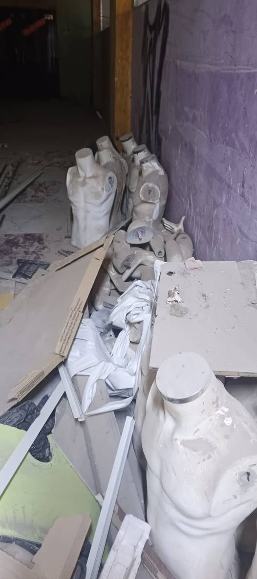 لعابات عرض الملابس للبيع عدد15 فقط جسم و دين


**إذا كنت صاحب هذا الإعلان وتريد حذفه لأي سبب، رجاءا أرسل رسالة إلى الدعم الفني**