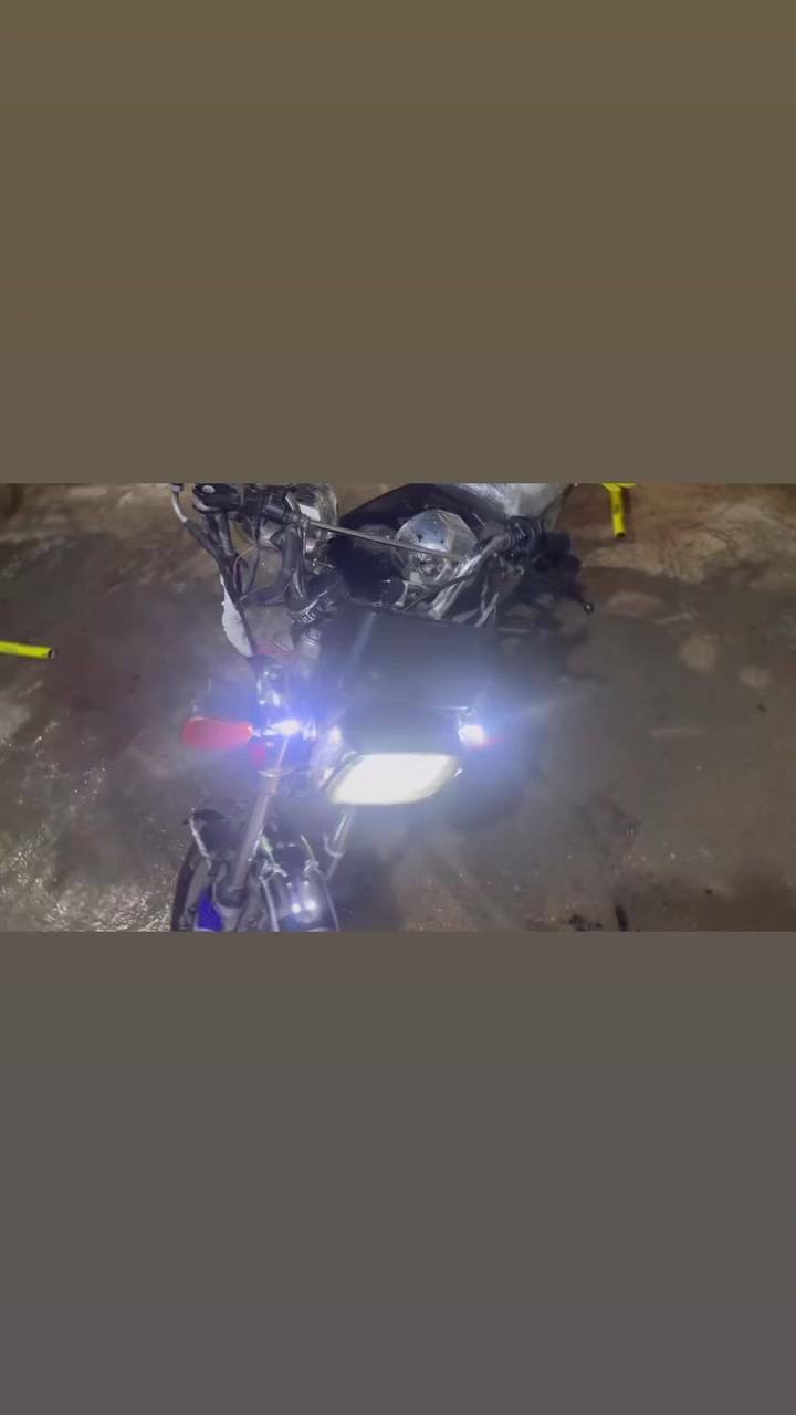 السلام عليكم سيفان موديل 21دراجه ببلاديه محرك بلادي تايرات جدد ويل كب دراجه مابيها اي نقص ورقه كارتونيه تشغل سلف وتطلع مكاني بعقوبه رايده 525وبيها مجال رقمي***********
