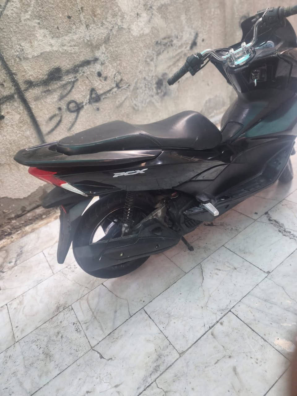 سلام عليكم جيل الثاني للبيع مكانها بغداد وسعرعا مليون و٢٥٠ تفاصيل اكثر اتصل على الرقم ***********
