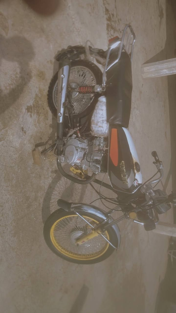 راوس حربي شعنك دزلي مكاني ديالى ***********
