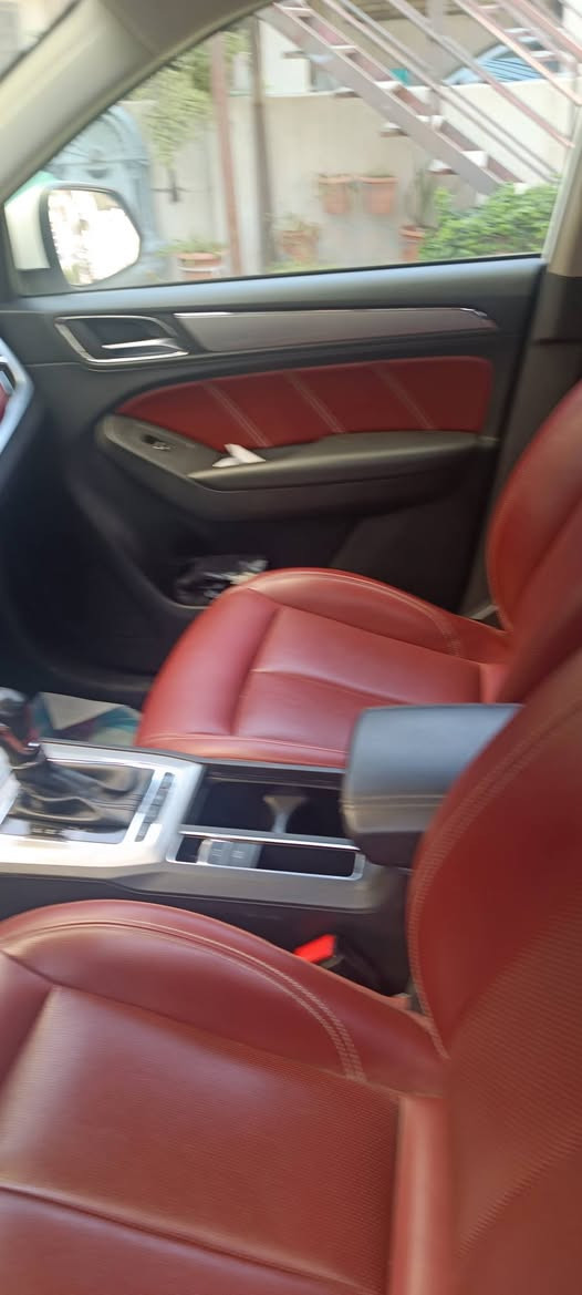 للبيع MJ RX5 موديل 21 فول مواصفات محرك 2000 توربو
بنا روما .كشنات جلد. تبريد خلفي امامي
كيلو متر 30 الف
السعر مناسب جدا 
للاستفار الاتصال على الرقم
***********
