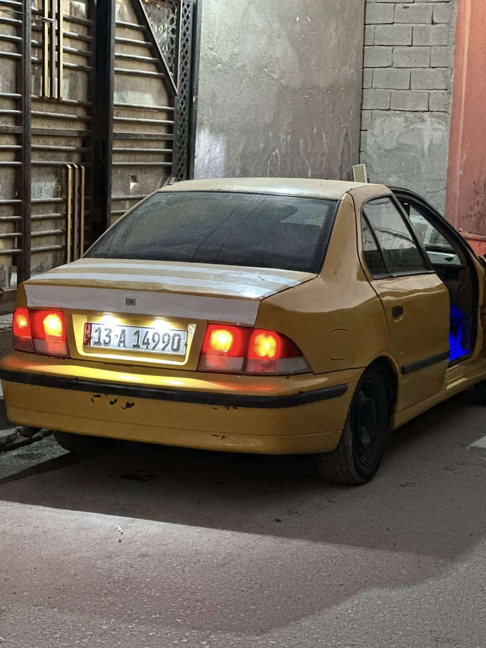 سلام عليكم
سمند 2011
بسمي شرط تحويل ثاني يوم 
معمرة وجاهزة خياس مابيهه ابد  يرادلهه ترتيب الدواخلهه 
مكينه وكير جدد السيارة جاهزة كلش توني ماخذهه انه 
بس محتاج عمليه لخوي وريد ابيعهه مستعجل ع بيعتهه 
مكاني بصرة كرمه علي ***********
سعر 33 وبيهه مجال حك الجيه
