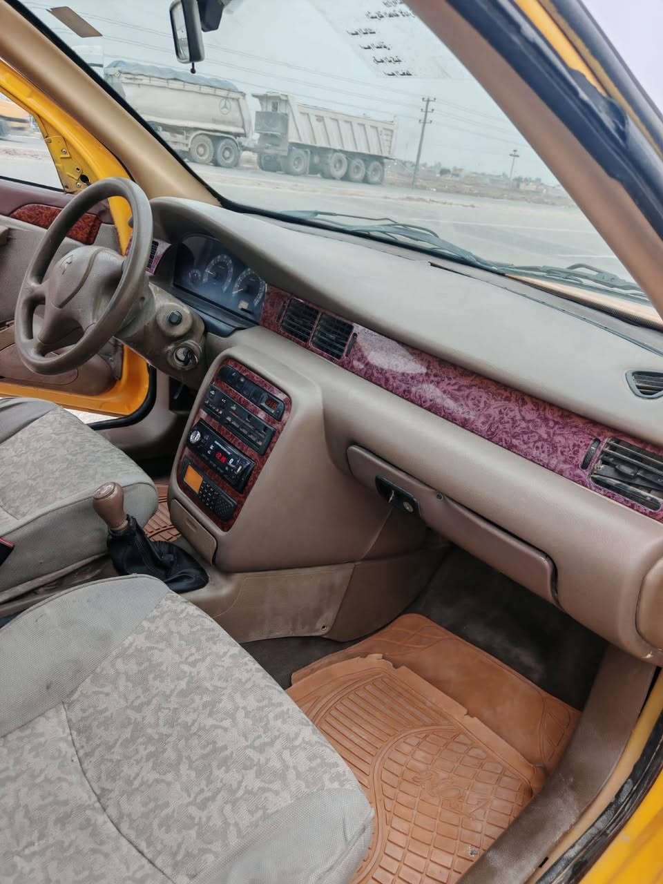 السلام عليكم سمند 2011 ناطق مكينة وكير فرنسي ومكفولات تدفئة تبريد شغالات صدر امام خلفي جديد كهربائية كلها شغالة رقم بابل انگليزي وبأسمي تحويل ثاني يوم سنوية ل2031 هيئة وغرامات مسدده سيارة جاهزة سعرها 34 وبيها مجال *********** مکان السيارة الكوت
