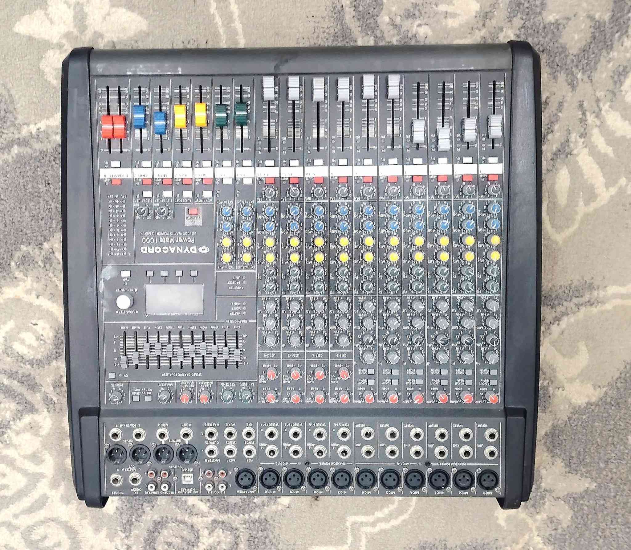 مكسر دينكورد ١٠٠٠ بور.  خير من الله شرط الفحص السعر ٤٥٠
بور ياماها 7000 السعر ٢٥٠


**إذا كنت صاحب هذا الإعلان وتريد حذفه لأي سبب، رجاءا أرسل رسالة إلى الدعم الفني**