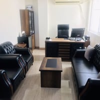 كنبة • قليل الاستخدام