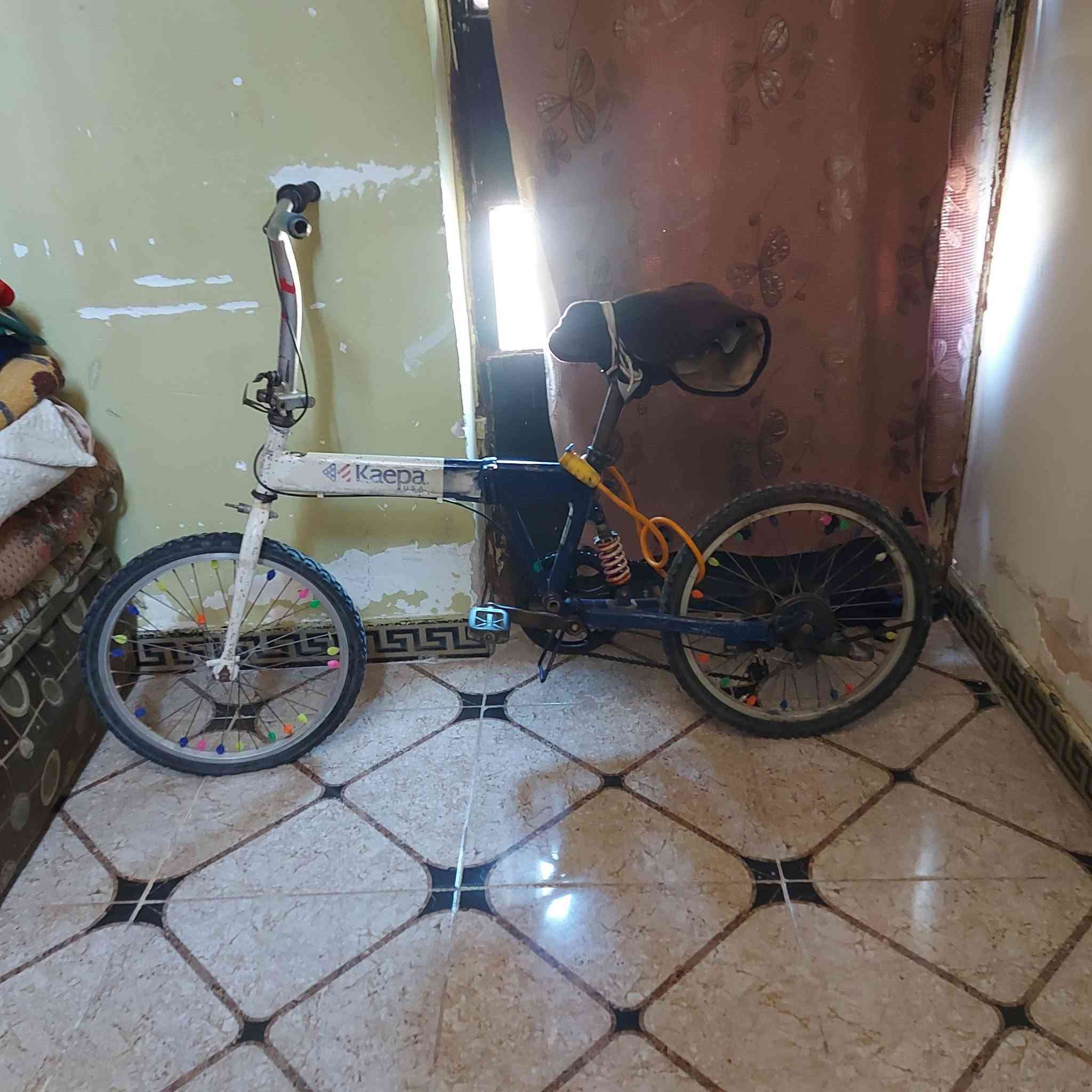 السلام عليكم 
بايسكل للبيع سعر مناسب


**إذا كنت صاحب هذا الإعلان وتريد حذفه لأي سبب، رجاءا أرسل رسالة إلى الدعم الفني**