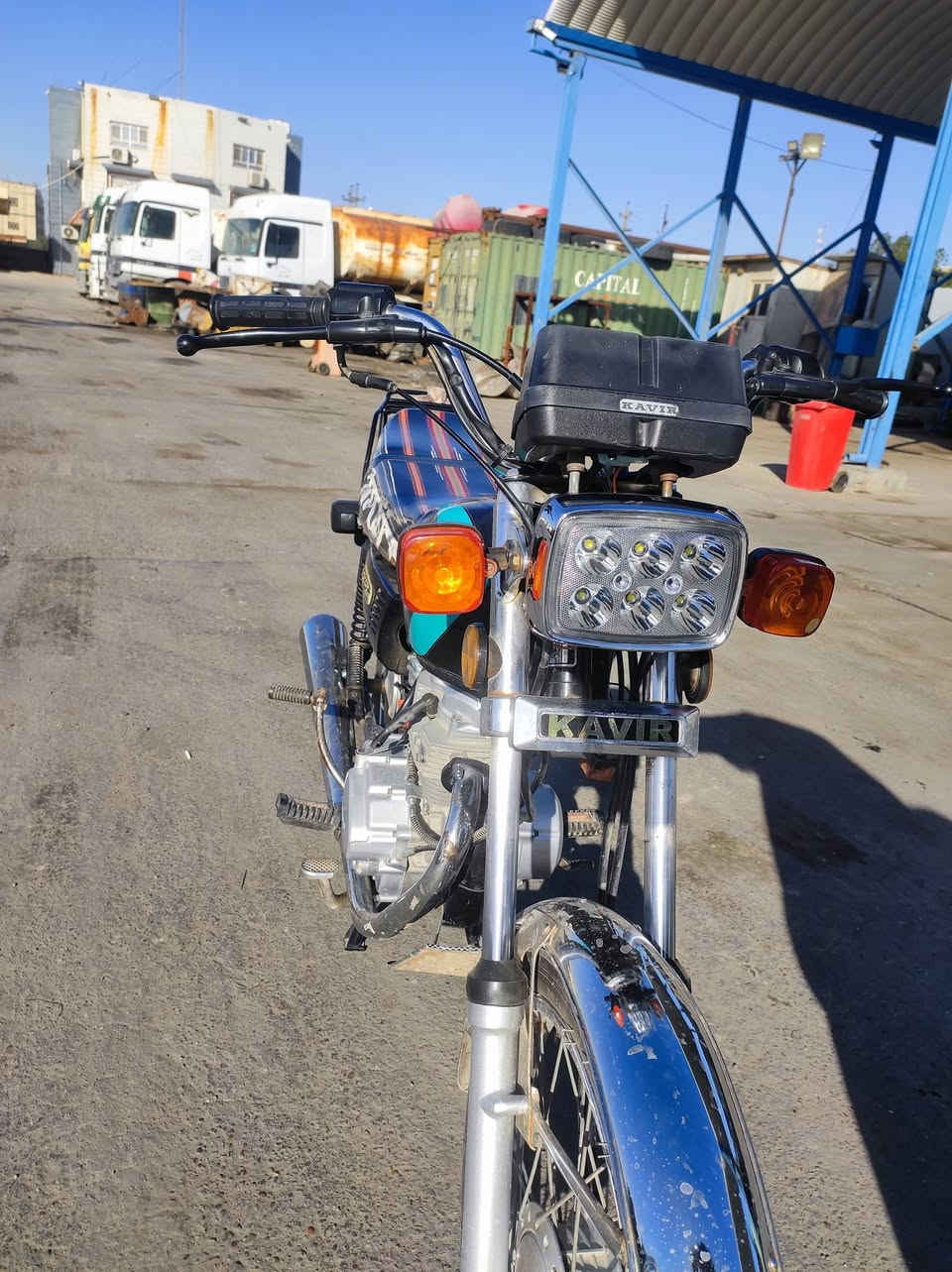 سلام عليكم شباب دراجه للبيع دراجه كڤير 3قطع ملحه دراجه ما مفتوحه رقم ***********
