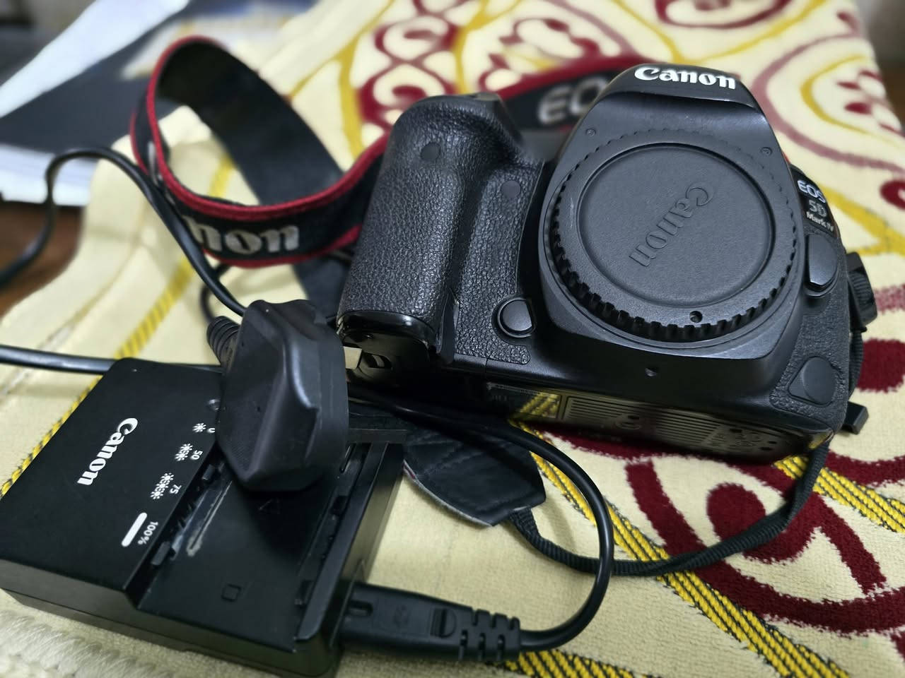 للبيع 5D  مارك فور 
مكاني كربلاء طويريج 
 رقمي ***********
