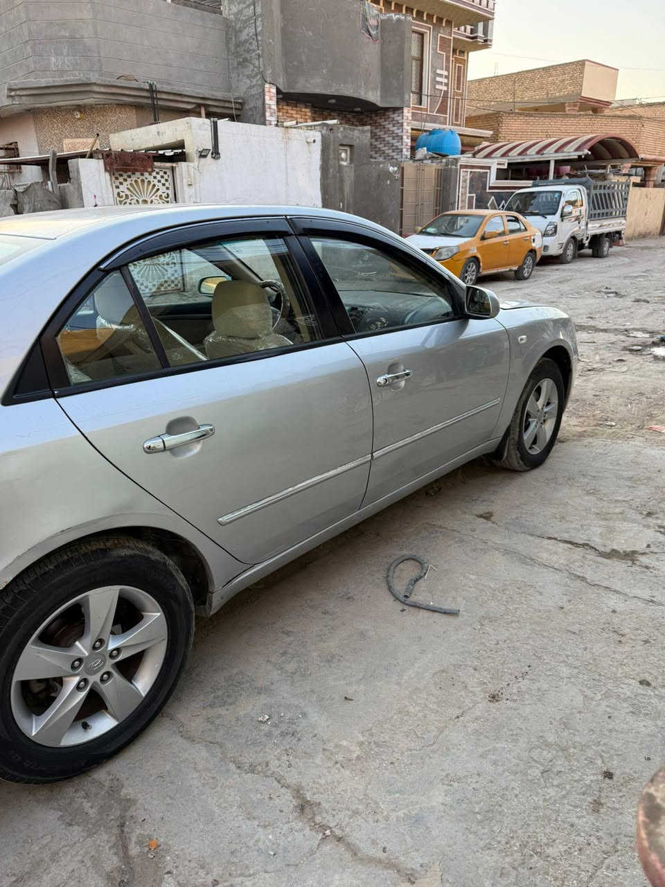 السلام عليكم سوناتا وارد خليجي محرك ٢٠٠٠ دوش رقم اربيل جديد بااسمي تحويل او وكاله حاضر 
مكفوله من كولشي 
جاهزه من اي نقص 
مكاني بابل 
السعر ١٠٣ 
رقمي ***********
