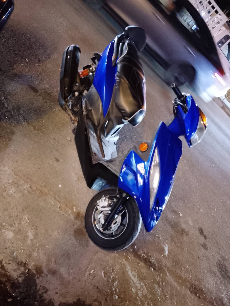 جي تي ار للبيع السعر 900 وبيها مجال مكان الاعظميه الرقم ***********علي حنتوش
