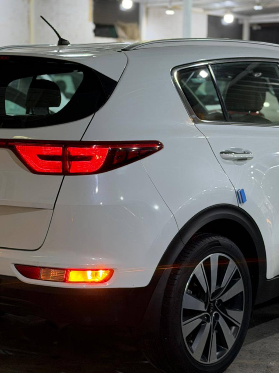 #سلام عليكم
سبورتج موديل 2019✈️خليجي رقم بغداد الجديد باسمي كفاله عامه محرك 2000💯ماشيه 65الف السعر 188🔥 مكاني بغداد الوسفيه الستفسار ***********📞
