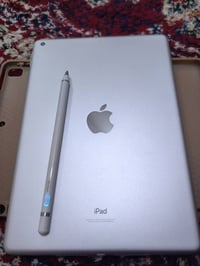 آيباد جيل ٩ • ٢٥٦