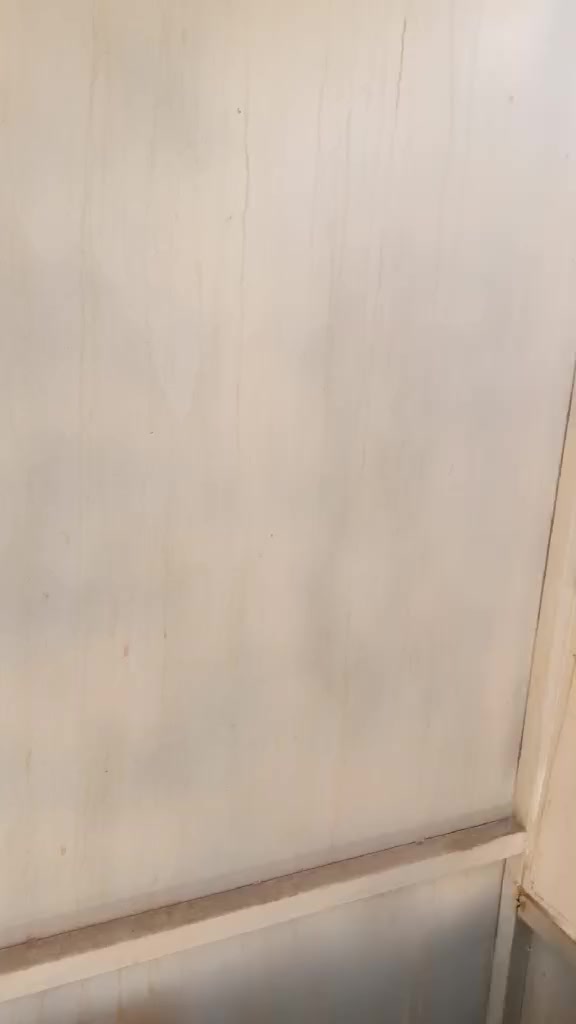 كابينه للبيع مال جاي للبيع مكانها الرميثه ***********
