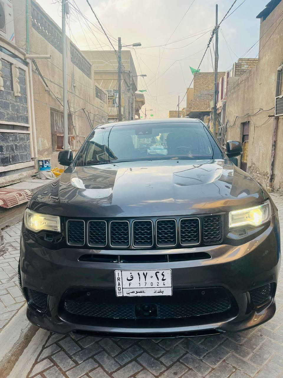 سلام عليكم جيب لاريدو موديل 19 نوع سوميت فول مواصفات مكانهه بغداد م الصدر  الاستفسار ***********
