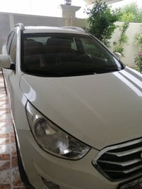 توسان • ٢٠١١ • ٢٤٠٠