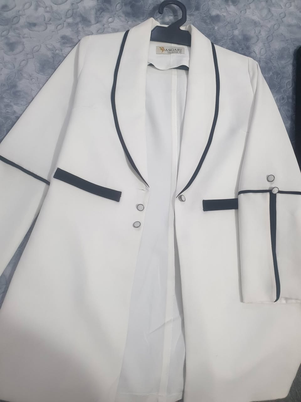 ستر للبيع استعمال جدا قليل


**إذا كنت صاحب هذا الإعلان وتريد حذفه لأي سبب، رجاءا أرسل رسالة إلى الدعم الفني**