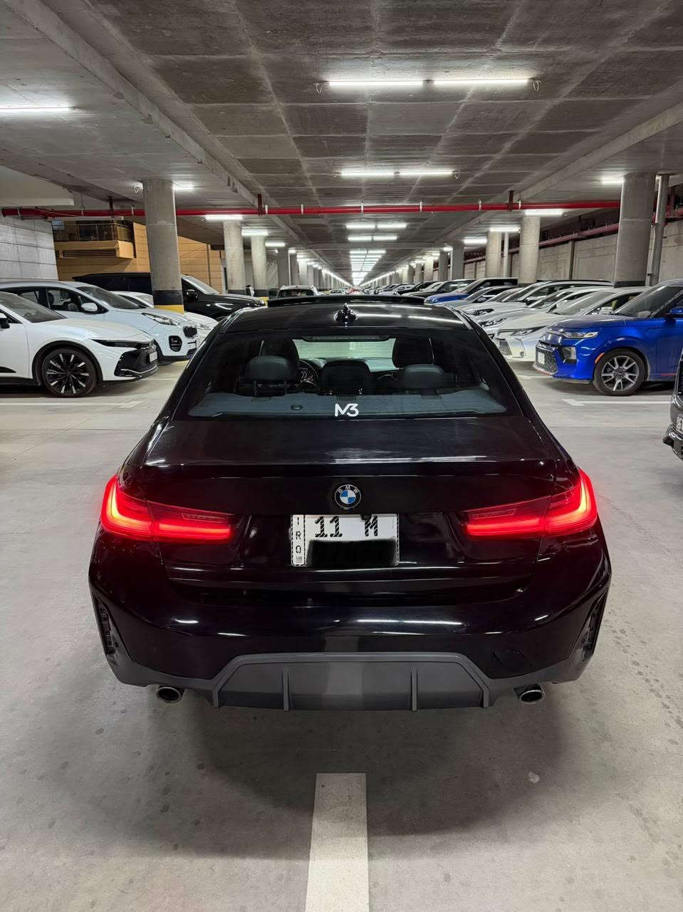 بسعر البلاش 198 ورقه قفل مال مستعجل 
BMW 330i 2019 بانزين فقط 
مواصفاتها فول فتحه جلد كراسي كهرباء 
حادثها خلفي جاملغ وشويه صندوك 
ماشيه 66 الف سياره حلوه نظيفه 
باسمي رقمها بغداد عنوان منصور البوابه 
***********
