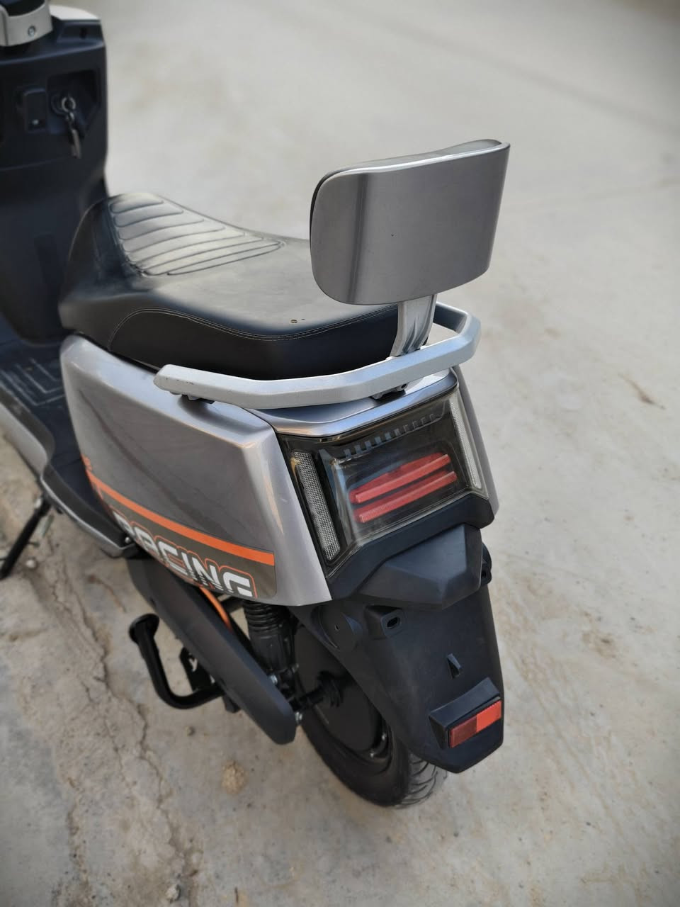 دراجة شحن رانج
ملف 1500
72V
ست بطاریات 
2025 مودیل نقص ربع دینار مابي
بحالة جدیدة ...
750 الف و مجال بسیط
مکاني کرکوك 
*********** whatsaap
