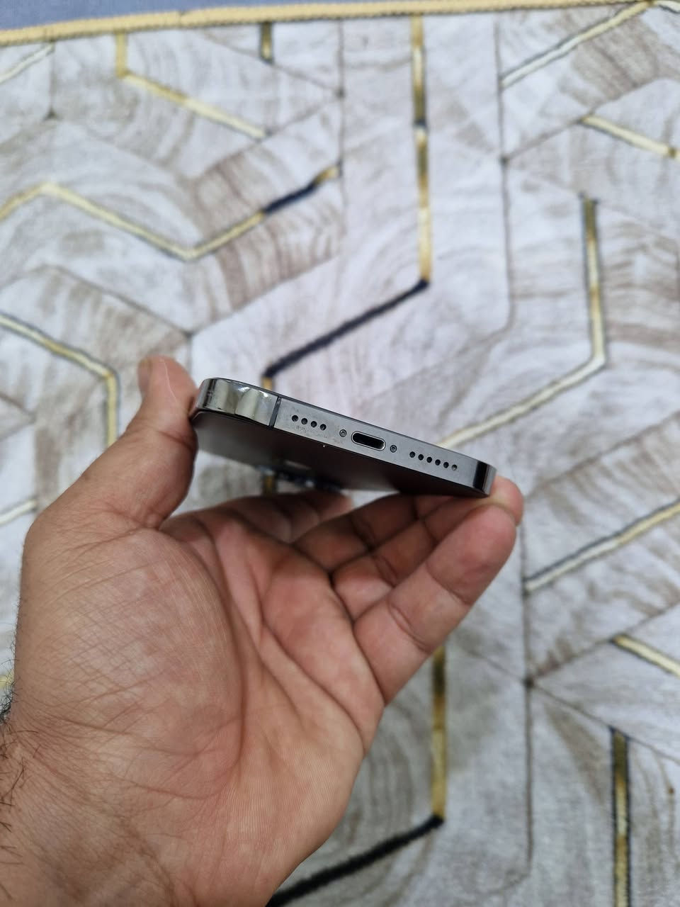 للبيع ايفون ١٣ برو ماكس ذاكرة ٢٥٦ بطارية ٨٢ جهاز نضيف علبلاد مبدل فقط ضهر اصلي شركة سعره ٥٣٠ الف قفل بدون معاملة


**إذا كنت صاحب هذا الإعلان وتريد حذفه لأي سبب، رجاءا أرسل رسالة إلى الدعم الفني**