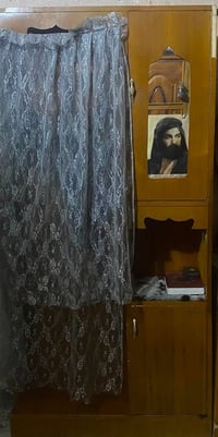 ميز • زاويا • كابينة • خزانة • ديكور منزل