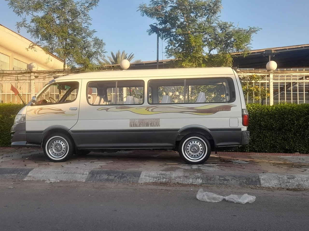 السلام عليكم
فتون للبيع ٢٠١٣ مكفولة من كلشي تبريد شغال ماشية ٢٢٤ 
*********** رقم تلفون
